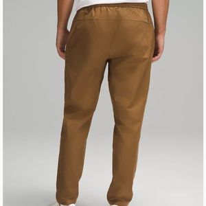 Lululemon Brown Utilitech Canvas stretch pants